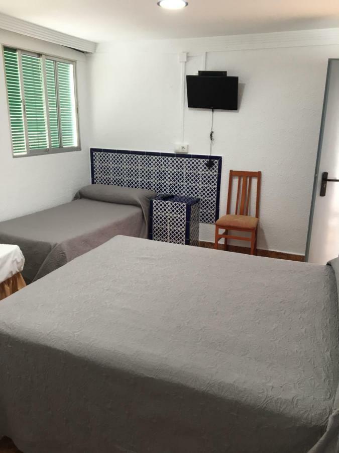 Hostal Alcobia Sevilla Eksteriør billede
