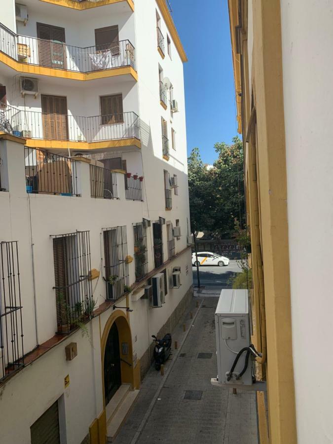 Hostal Alcobia Sevilla Eksteriør billede
